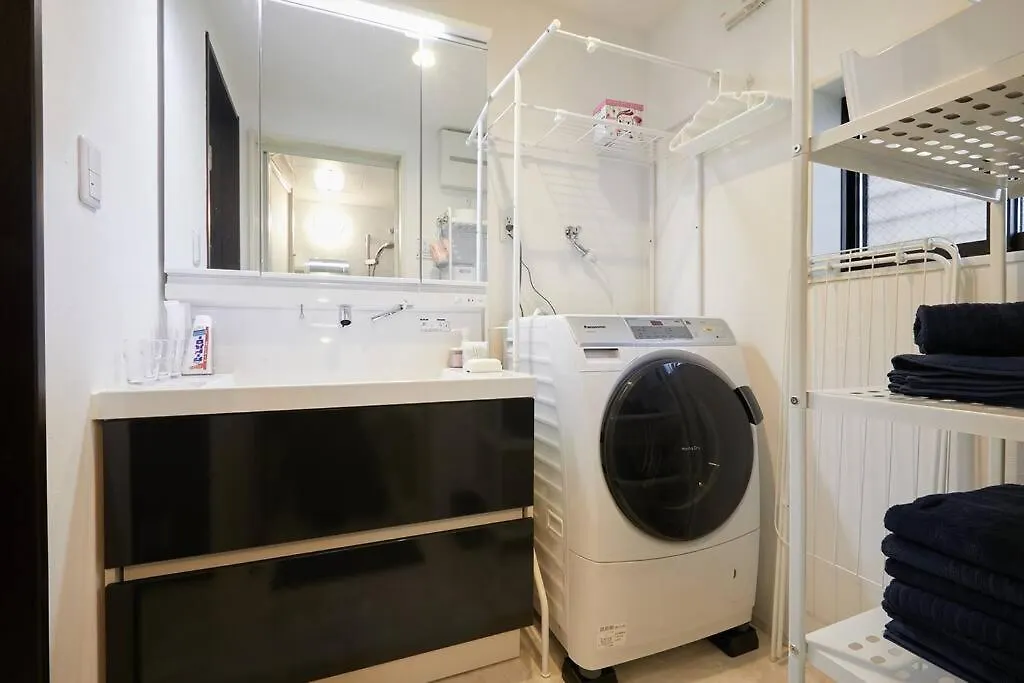 Holiday home Shinkoiwa House At Jr Line.Easy To Airport&Disney. Tokyo Japan