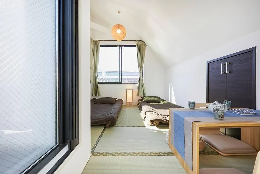 Holiday home Shinkoiwa House At Jr Line.Easy To Airport&Disney. Tokyo